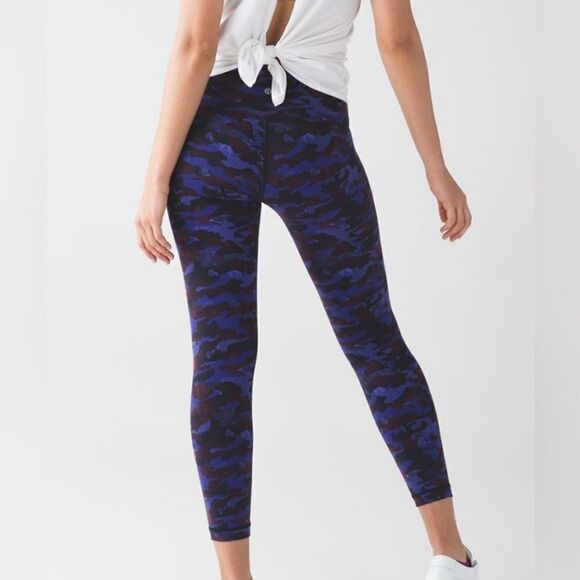 Lululemon High Times Leggings (6, 21”) - Picture 2 of 8